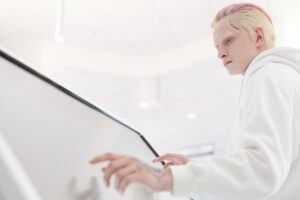 KI als Informationsquelle: Wie verlässlich sind ChatGPT & Co.?