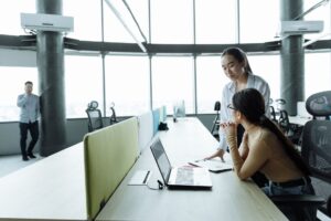 KI oder Software: Was im Büro wirklich passt