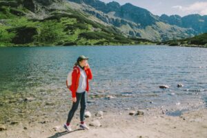 Roaming-Kosten 2026: Smartphone im Urlaub clever nutzen